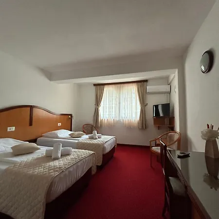 Hotel Villa Bavaria Trogir 3*