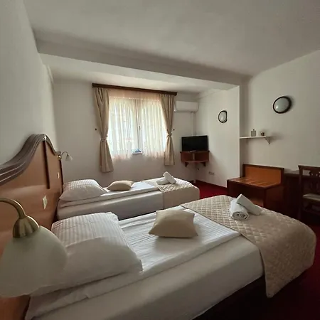 Bavaria Trogir Hotel 3*