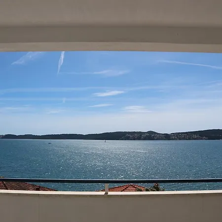 Bavaria Trogir * דונג'י סגט