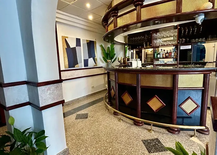 Villa Bavaria Trogir Szálloda Donji Seget