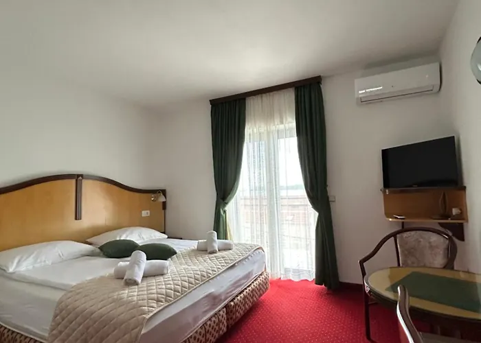 Villa Bavaria Trogir Donji Seget