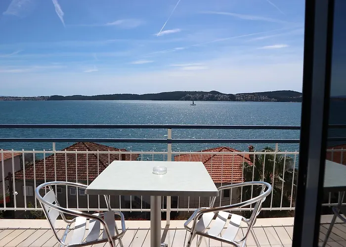 Szálloda Villa Bavaria Trogir 3*