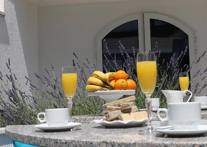 Villa Bavaria Trogir 3* Donji Seget