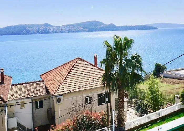Villa Bavaria Trogir Szálloda Donji Seget