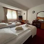 Bavaria Trogir Vila Donji Seget
