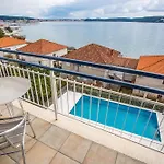 Villa Bavaria Trogir Donji Seget