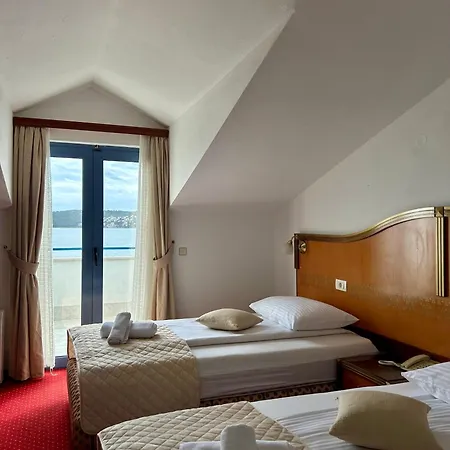 Bavaria Trogir 3*