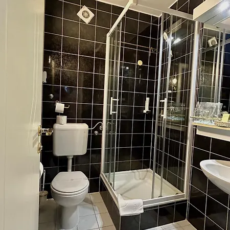 Hotel Bavaria Trogir Donji Seget