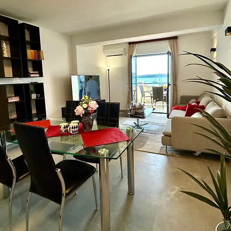 Hotel Bavaria Trogir 3*
