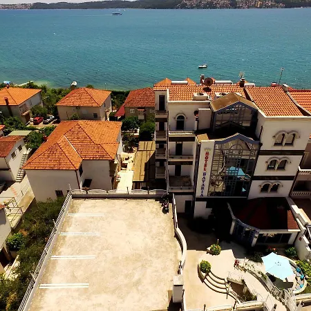 Bavaria Trogir Hotell 3*