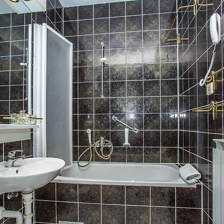 Hotel Bavaria Trogir 3*