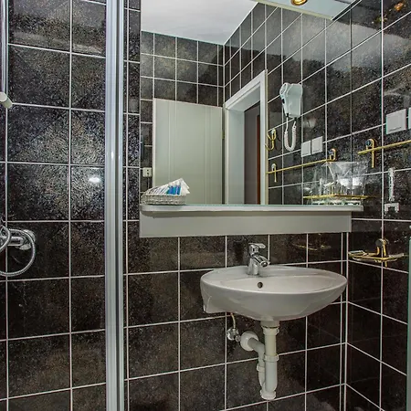 Hotel Villa Bavaria Trogir Seget Donji