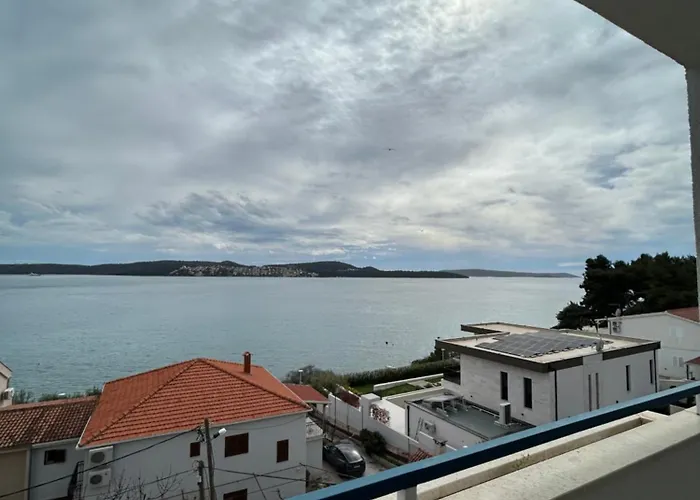 Villa Bavaria Trogir 3*