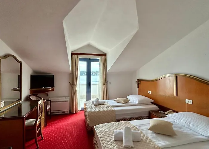 Villa Bavaria Trogir 3* Donji Seget