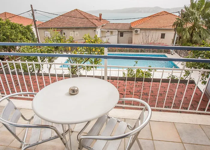 Villa Bavaria Trogir Szálloda Donji Seget