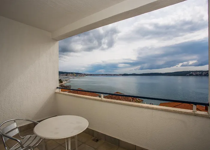 Szálloda Villa Bavaria Trogir 3*